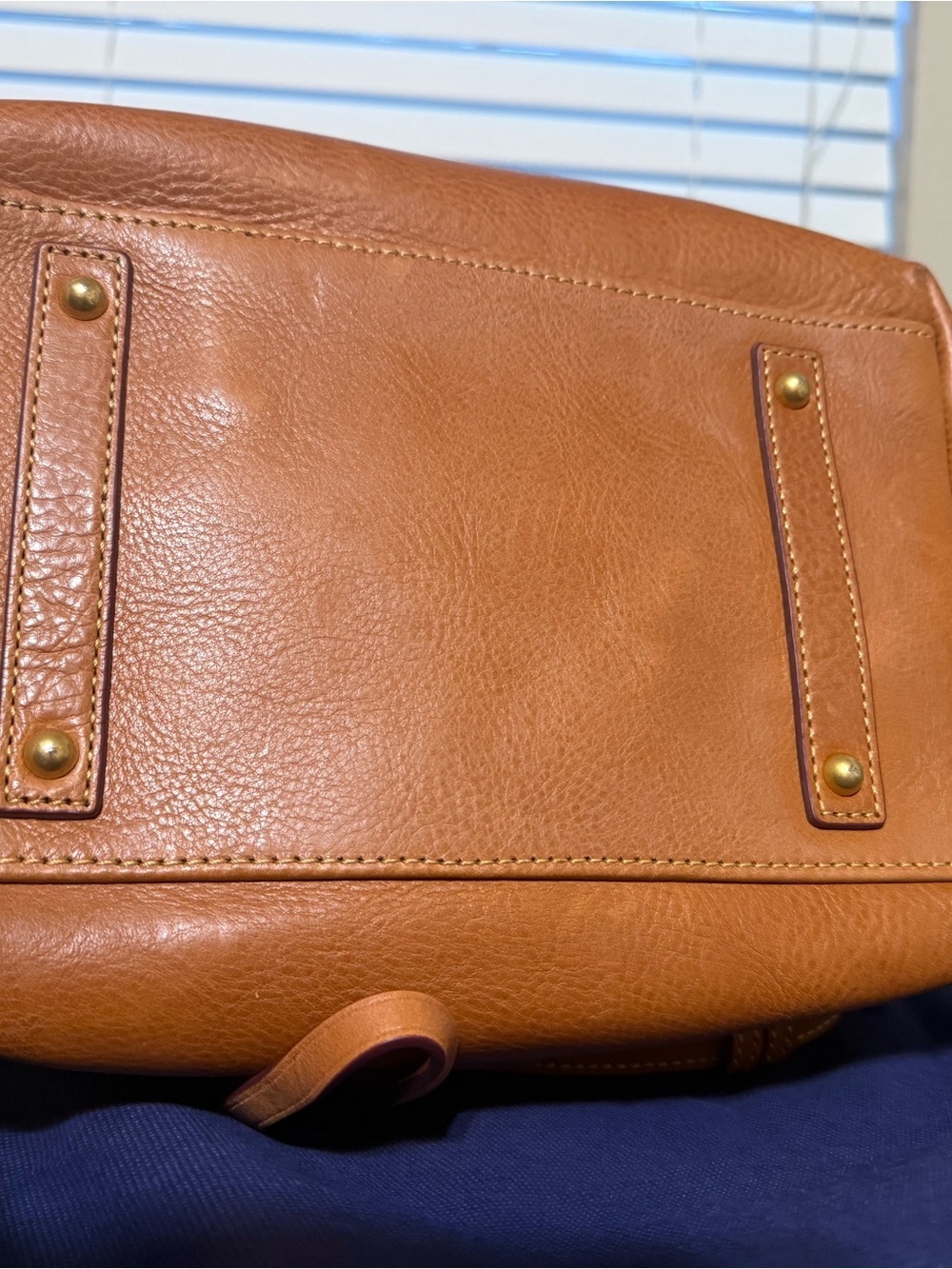 Dooney& Bourke Florentine Leather Buckley Bag Natural - Picture 3 of 9